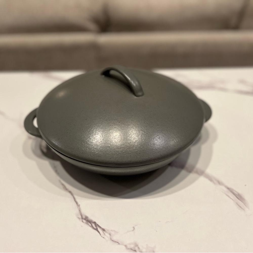 Calvin Klein The Khaki Collection Cargo — 1.5 QT Covered Serving Dish